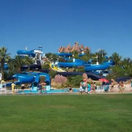 Apartamento 1 Bedroom 5 Min Falesia Beach And Close To Center - J